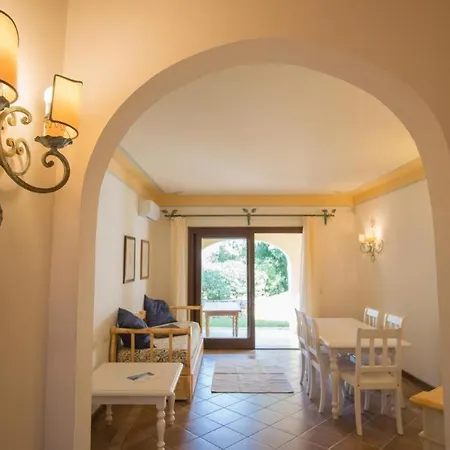 Beautiful Il Giardino Degli Oleandri One Bedroom Sleeps Two Num0842