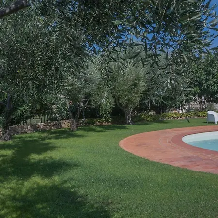 Beautiful Il Giardino Degli Oleandri One Bedroom Sleeps Two Num0842 *
