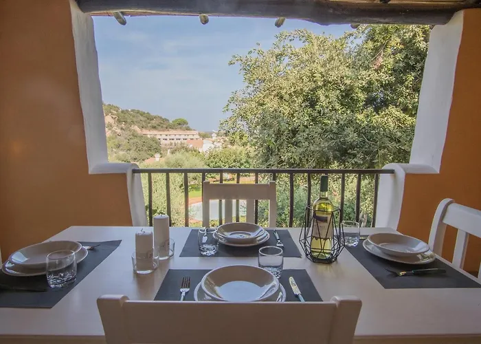 Beautiful Il Giardino Degli Oleandri One Bedroom Sleeps Two Num0842 Appartement Liscia di Vacca