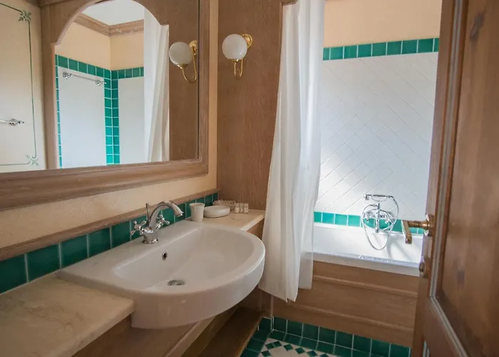 Beautiful Il Giardino Degli Oleandri One Bedroom Sleeps Two Num0842 Liscia di Vacca